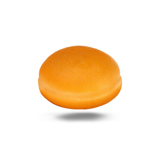 panino morbido con ripieno di formaggio su sfondo bianco lucido